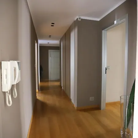 Quarto Piano بيت ضيافة جنوة